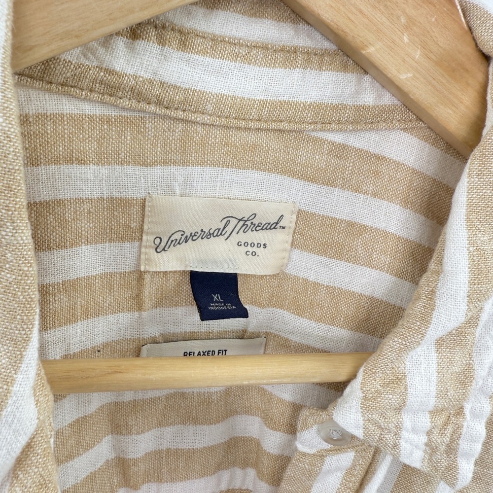 Universal Thread Beige White Striped Relaxed Fit … - image 3